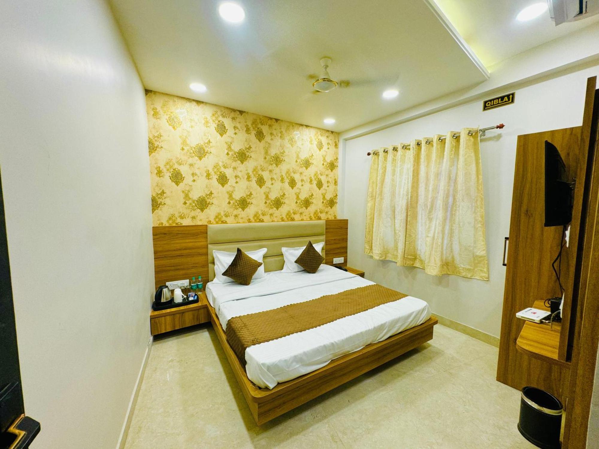Hotel Najaf Palace Ádzsmir Kültér fotó