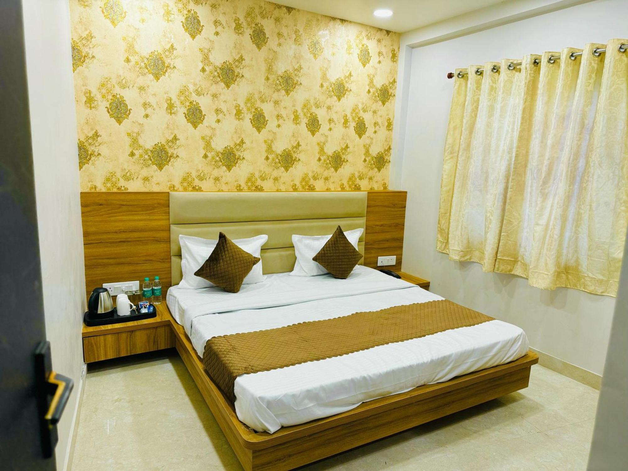 Hotel Najaf Palace Ádzsmir Kültér fotó